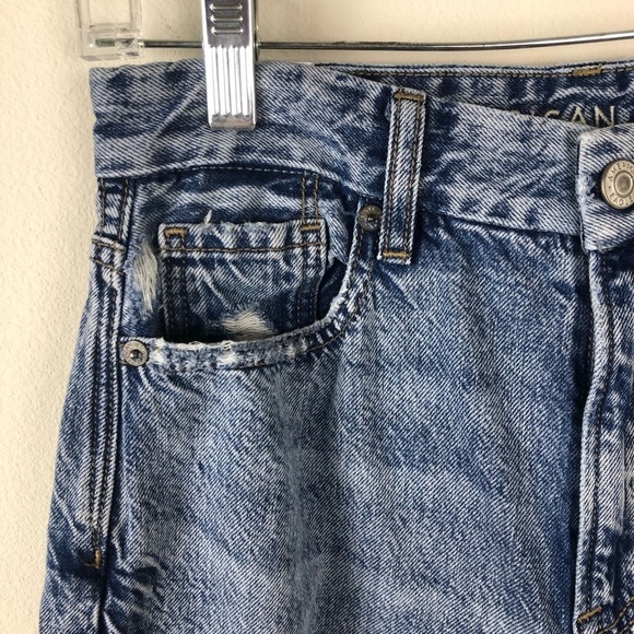 American Eagle- Curvy Mom Jean 90’s wash (0 short) - Picture 6 of 15